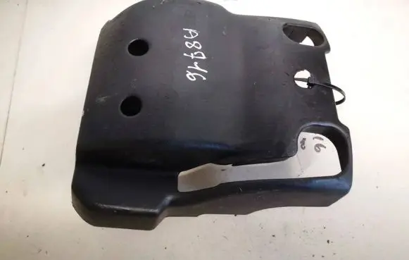 Honda HR-V Steering wheel column trim