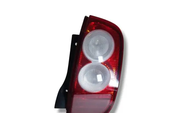 Nissan Micra Rear/tail lights RS102