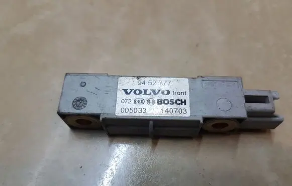 Volvo V70 Airbag deployment crash/impact sensor 9452777