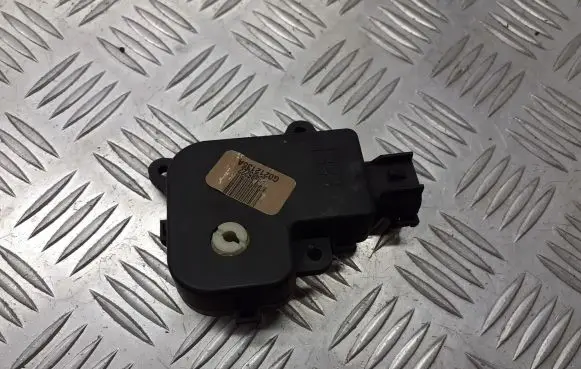 Renault Laguna II A/C air flow flap actuator/motor G0212135A
