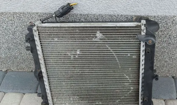 Porsche 911 996 Coolant radiator