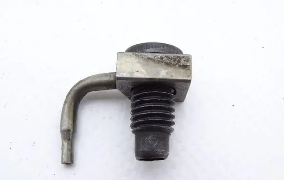 Volkswagen Golf IV Coolant level sensor 