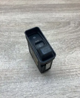 BMW 5 E34 Light switch 8351237