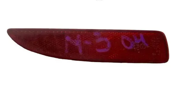 Rear tail light reflector