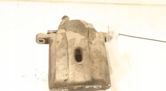Toyota Prius (XW20) Front brake caliper