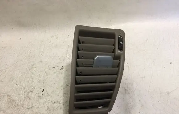 Volvo XC90 Dashboard side air vent grill/cover trim 3409399