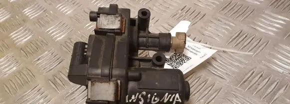 Opel Insignia A Intake manifold valve actuator/motor 