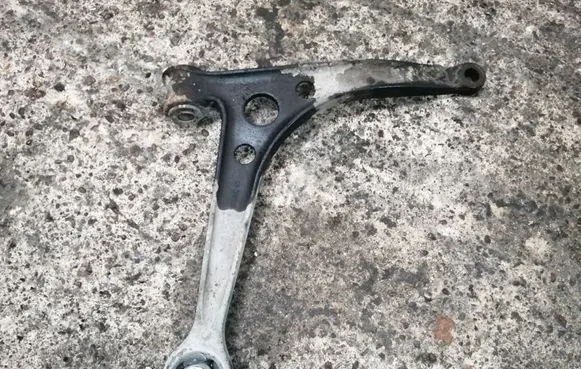 Seat Alhambra (Mk1) Front lower control arm/wishbone