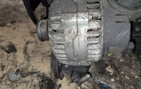 BMW 5 E39 Generator/alternator