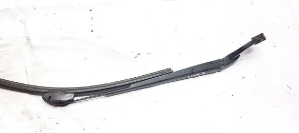 Land Rover Discovery 3 - LR3 Front wiper blade arm dkb500060