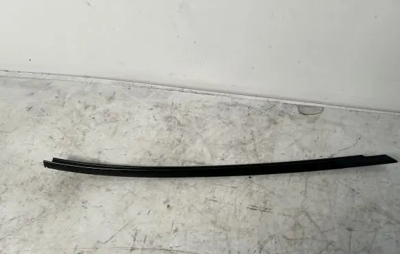 BMW M4 F82 F83 Windshield trim 729556908