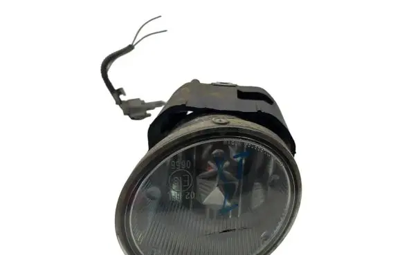 Nissan X-Trail T30 Front fog light E130655