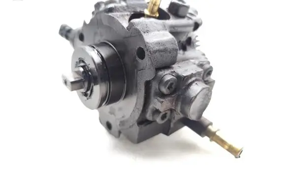Jaguar XF Fuel injection high pressure pump 9683268980 0445010139