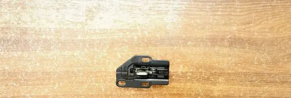 Loading door lock