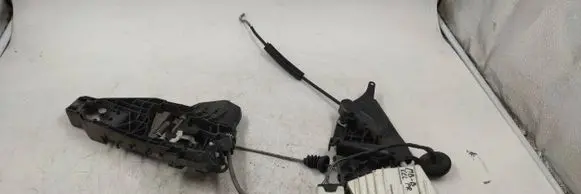 Mercedes-Benz A W169 Front door lock 993601 1697202835022