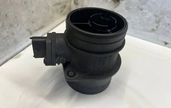 KIA Sorento Mass air flow meter 281644A000