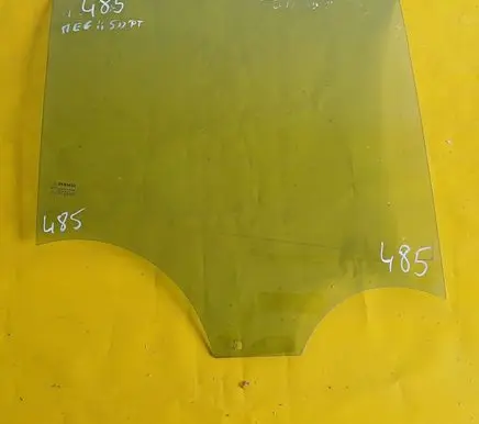 Renault Megane II Rear door window glass