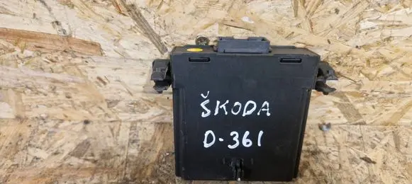 Skoda Octavia Mk2 (1Z) Gateway control module 1K0907530K 1K0907951 5WK50000A