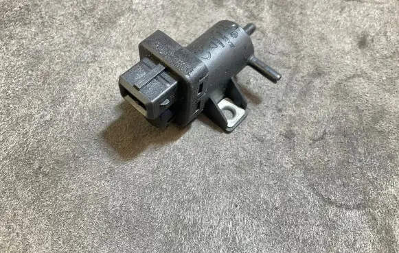 Nissan Navara D23 Turbo solenoid valve 8200762162