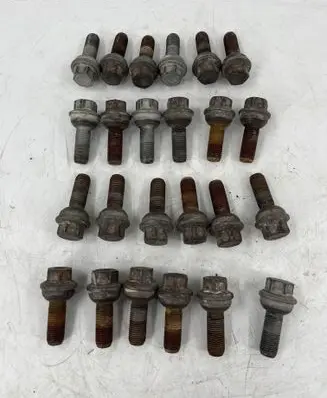 Mercedes-Benz Sprinter W906 Nuts/bolts 