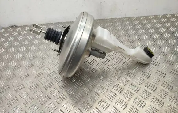 BMW 2 F45 Brake booster 6882810 688281003