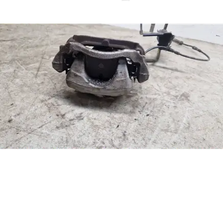 BMW i3 Front brake caliper 45231B