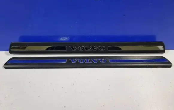 Volvo S60 Front sill trim cover 8659960