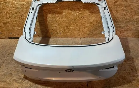 BMW 4 G22 G23 G24 G26 Tailgate/trunk/boot lid CATPOL18517