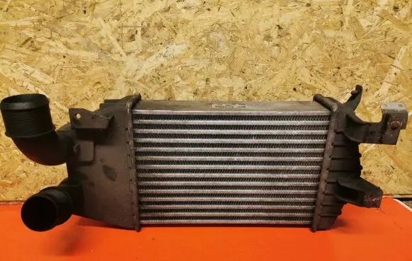 Opel Astra H Intercooler radiator 13240831 0788B WTP9019