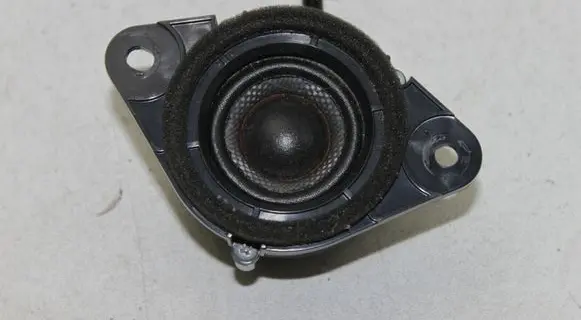 Toyota Prius (XW30) Panel speaker 8616047100