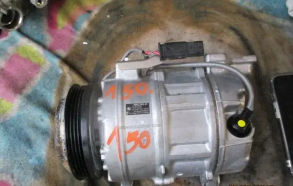 Seat Toledo I (1L) Air conditioning (A/C) compressor (pump) 820803