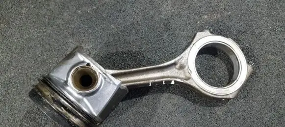 Audi A6 S6 C5 4B Piston with connecting rod