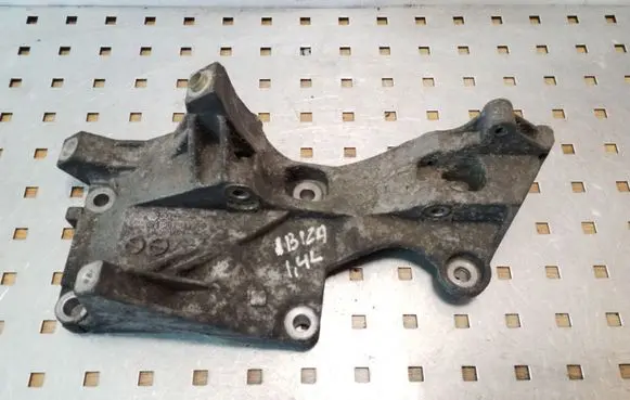 Seat Ibiza III (6L) Generator/alternator bracket 045903143E