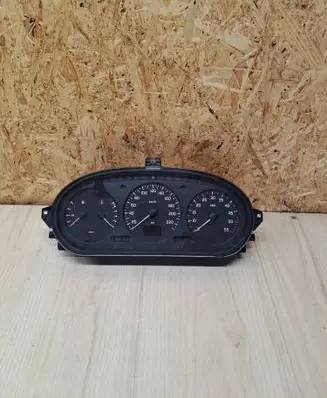Renault Megane II Speedometer (instrument cluster) 215781612