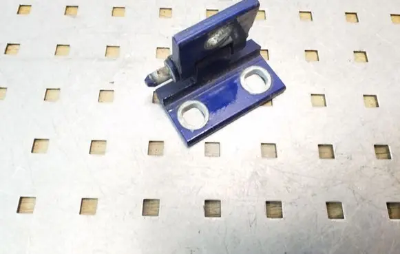 Volvo XC70 Rear door upper hinge