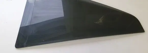 Hyundai Santa Fe Rear vent window glass 