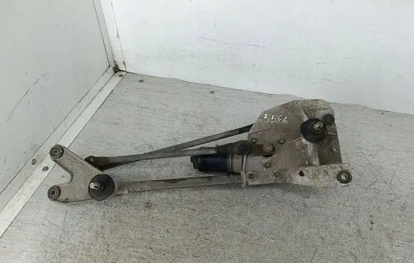 Nissan X-Trail T30 Front wiper linkage MITSUBA