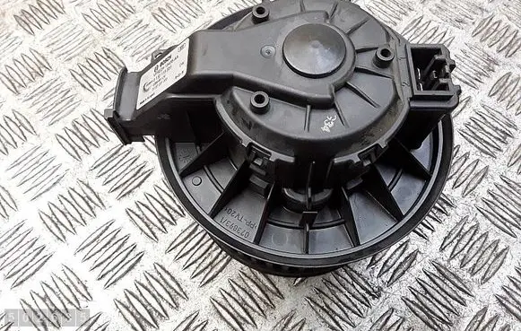 Ford Fiesta Heater fan/blower vp8e2h18456aa 0130115551