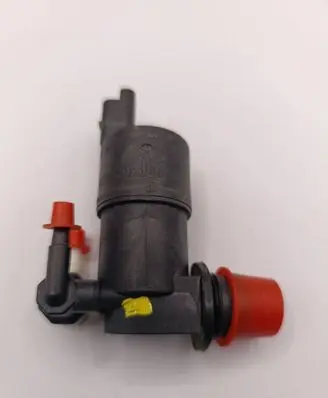 Nissan Qashqai Windscreen/windshield washer pump 9641553980