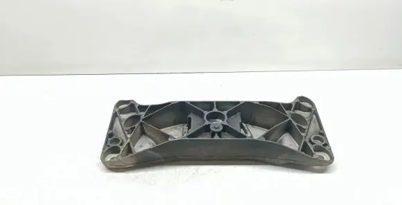 BMW 5 GT F07 Gearbox mounting bracket 6777613 22326777613