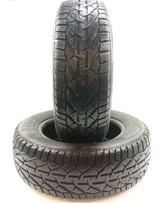 Volkswagen Golf IV R15 winter tire