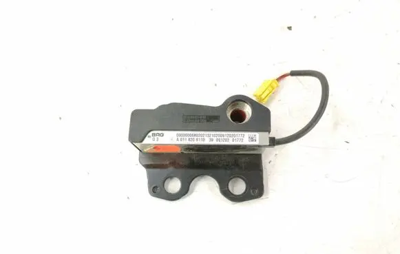 Mercedes-Benz CLS C219 Front driver seat rail 0118206110 A0118206110