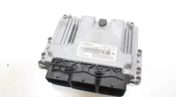 Peugeot 308 Engine control unit/module 9678818280