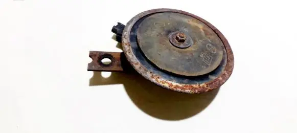 Audi A6 S6 C5 4B Horn signal 28r00110