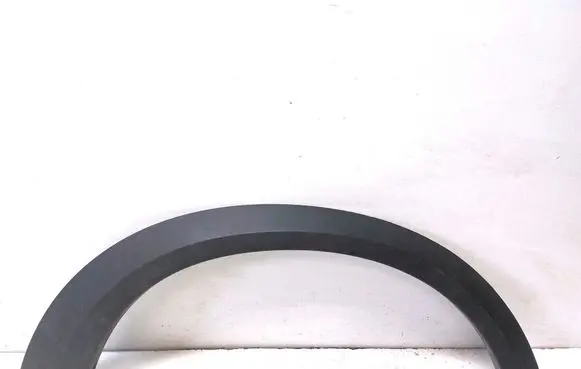 Volvo XC70 Front arch trim 31283105