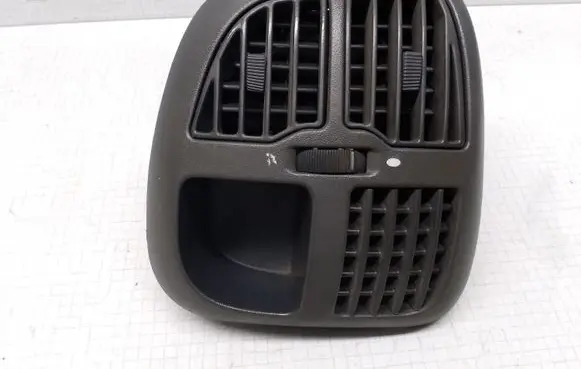 Fiat Ducato Dashboard side air vent grill/cover trim