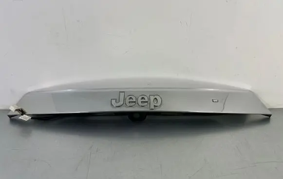 Jeep Grand Cherokee Trunk door license plate light bar JNT0004PT05