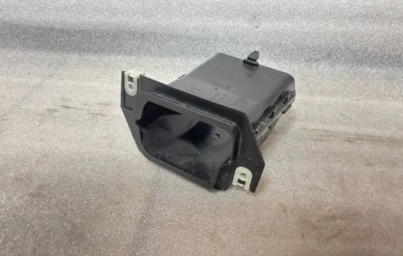 BMW 7 G70 Cabin air duct channel 9464036 11252014