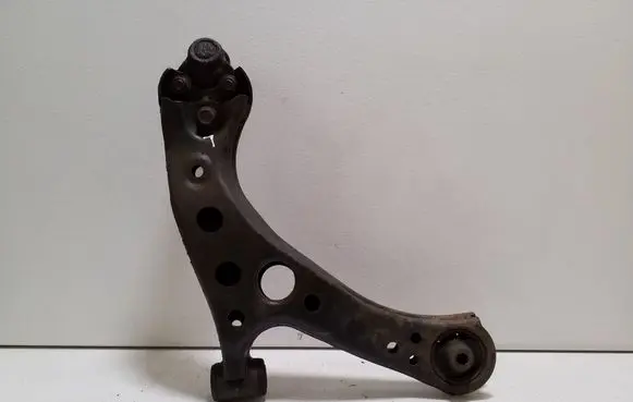 Front lower control arm/wishbone
