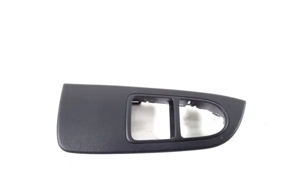 Mercedes-Benz Vito Viano W447 Front door trim bar A4477270528